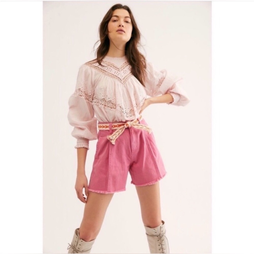 Free people we the free Amelie high rise pink denim shorts size 31 EUC
